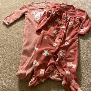 Carters 9 month pajama bundle